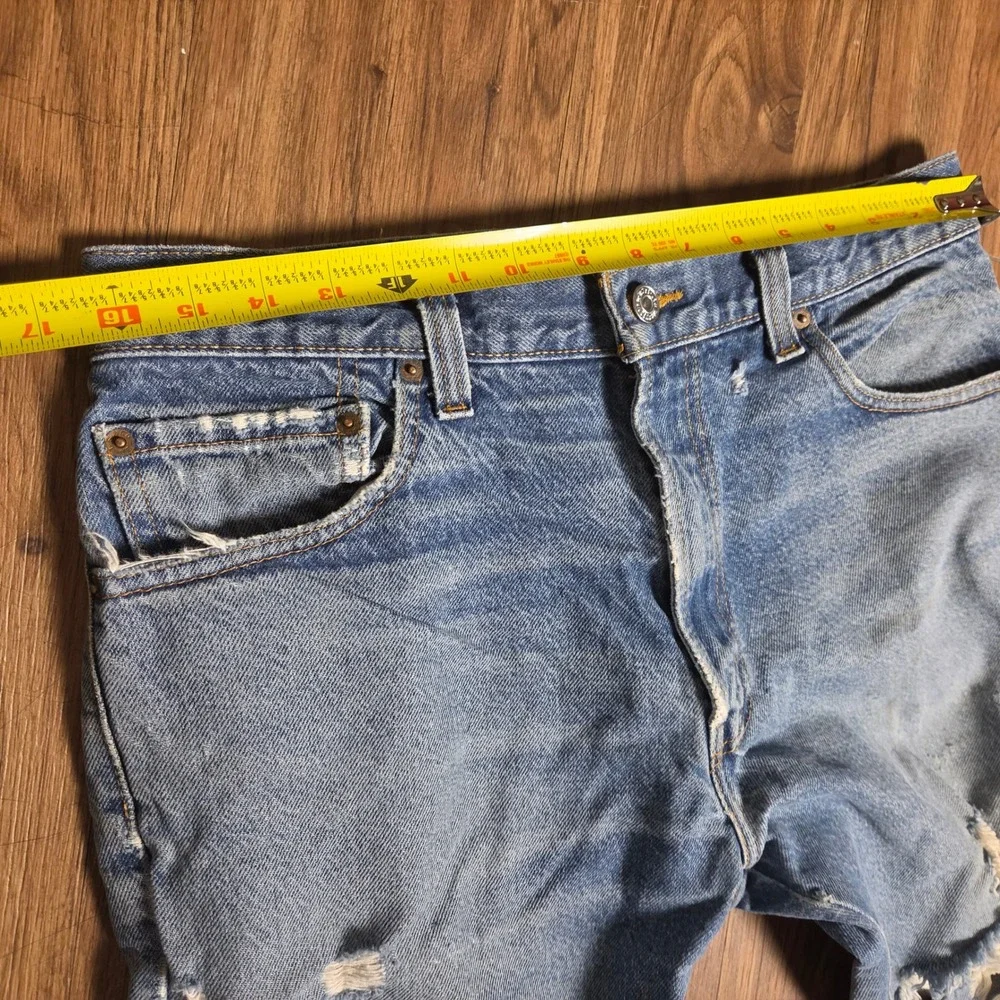 Levi's 517 Bootcut Jeans 33x29 Distressed Medium Wash Denim Streetwear Thrashed